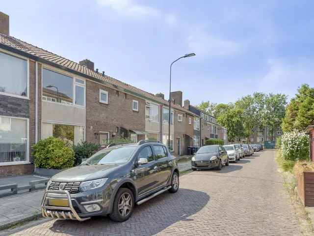 Peelstraat 18, BEVERWIJK