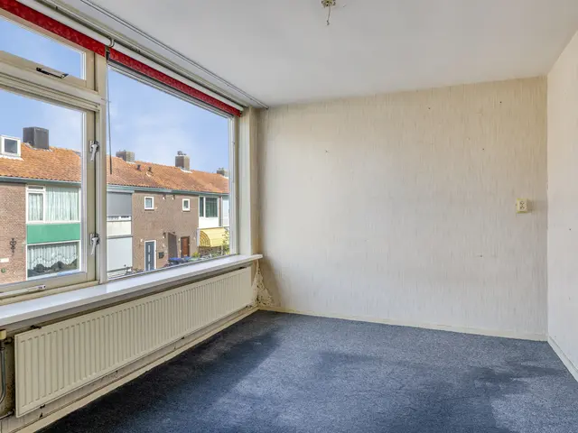 Peelstraat 18, BEVERWIJK