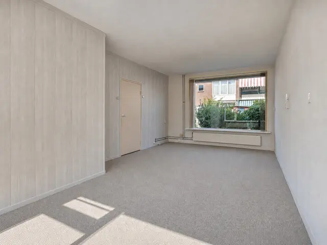 Peelstraat 18, BEVERWIJK