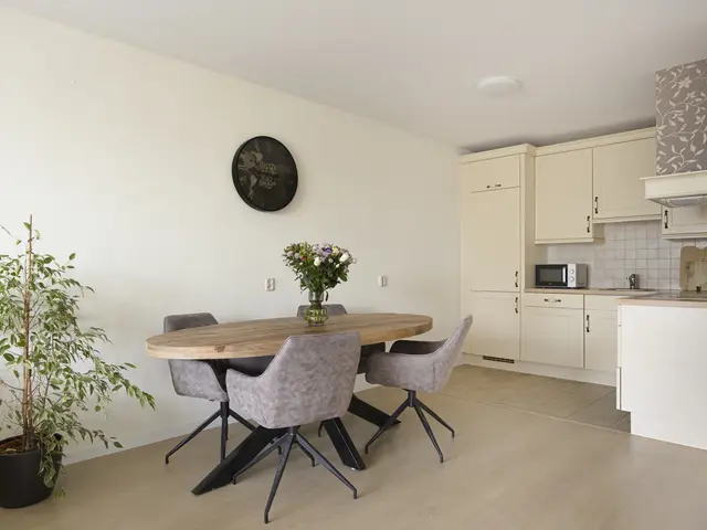 Beneluxlaan 343, HEEMSKERK