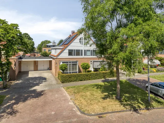Ronde Laan 38, HEILOO