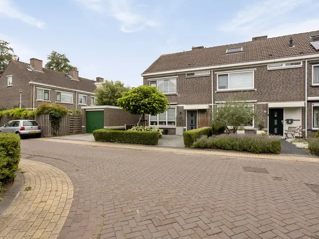 Prof ten Doesschatestraat 313, HEEMSKERK