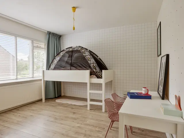Prof ten Doesschatestraat 313, HEEMSKERK