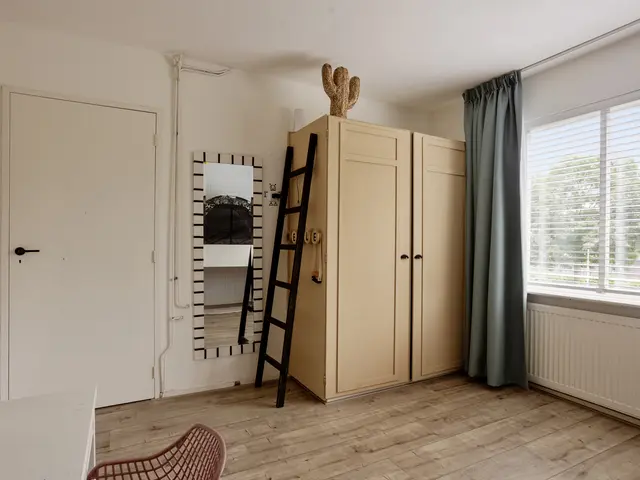 Prof ten Doesschatestraat 313, HEEMSKERK