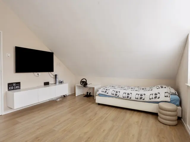 Prof ten Doesschatestraat 313, HEEMSKERK