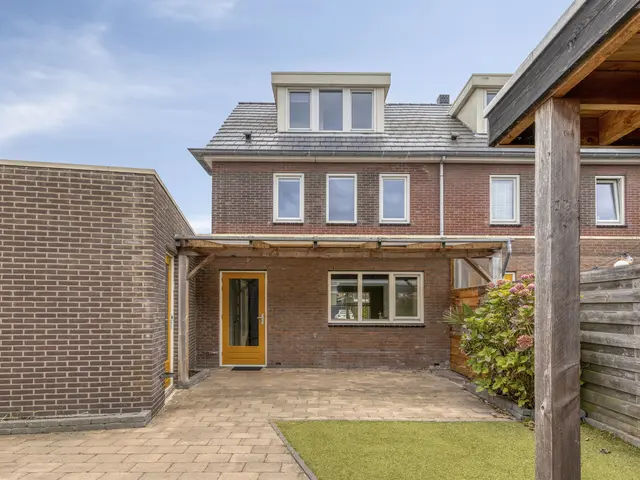 Koos Speenhofflaan 43, BEVERWIJK
