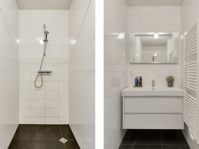 Middelweg 117b, UITGEEST