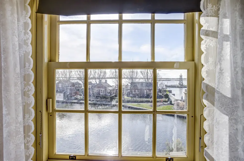Zuiderspui 4