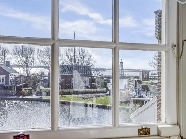 Zuiderspui 4, ENKHUIZEN