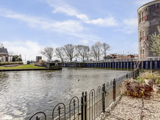 Zuiderspui 4, ENKHUIZEN
