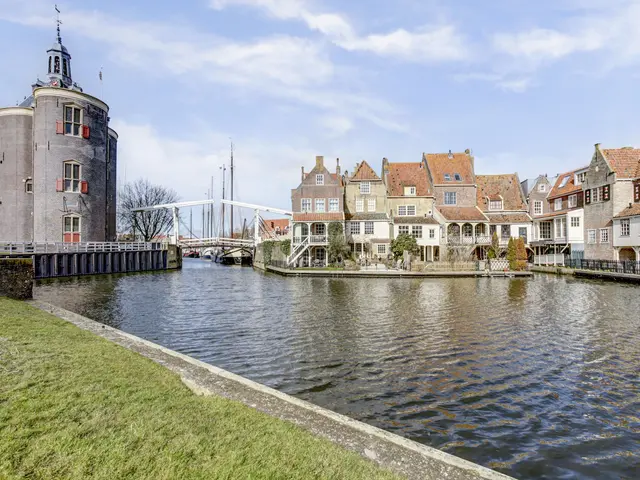 Zuiderspui 4, ENKHUIZEN