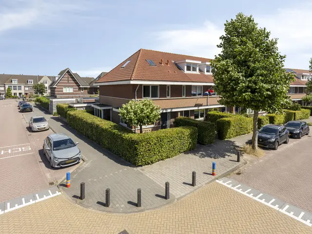 Benningskamplaan 1, UITGEEST