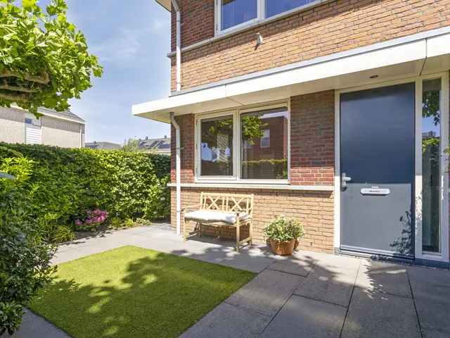 Benningskamplaan 1, UITGEEST