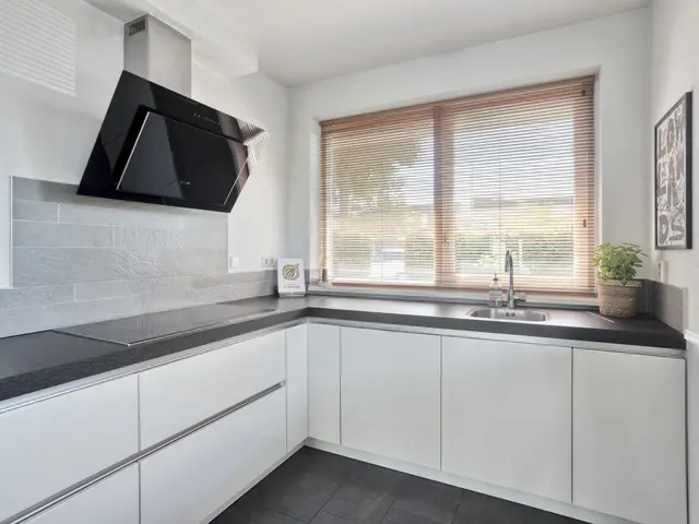 Benningskamplaan 1, UITGEEST