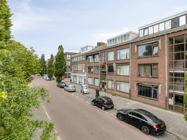 Stratingplantsoen 95, VELSEN-NOORD