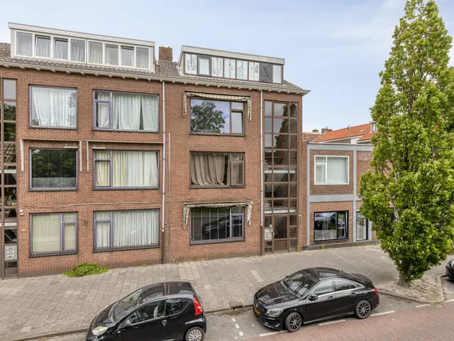 Stratingplantsoen 95, VELSEN-NOORD