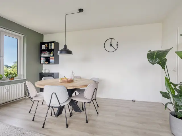 De Loet 236, CASTRICUM