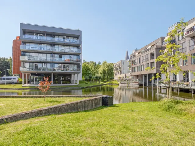 De Loet 236, CASTRICUM