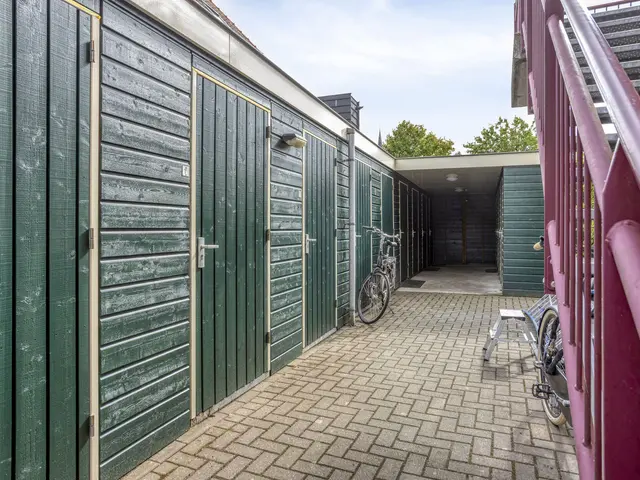 Middelweg 1d, UITGEEST