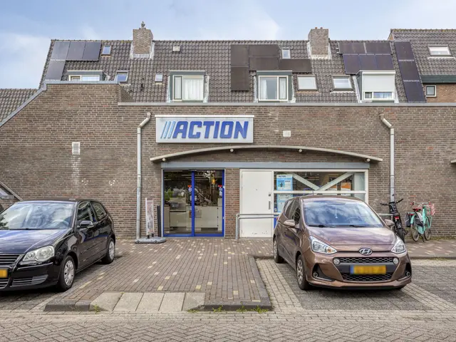 Middelweg 1d, UITGEEST