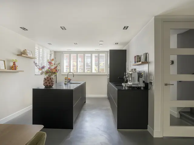 Ambachtsweg 46, HEILOO