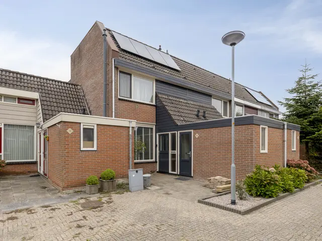 Leeuwerik 14, VENHUIZEN