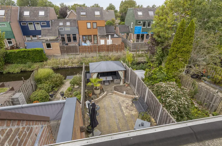 Leeuwerik 14