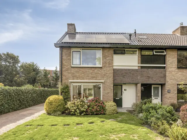 Van Bergenlaan 12, CASTRICUM