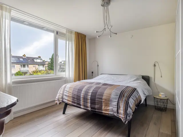 Van Bergenlaan 12, CASTRICUM