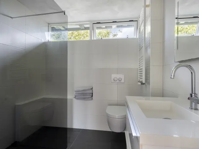 Van Bergenlaan 12, CASTRICUM
