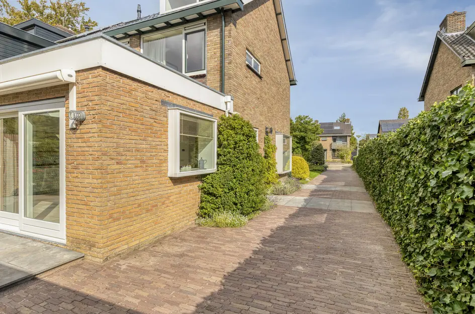 Van Bergenlaan 12