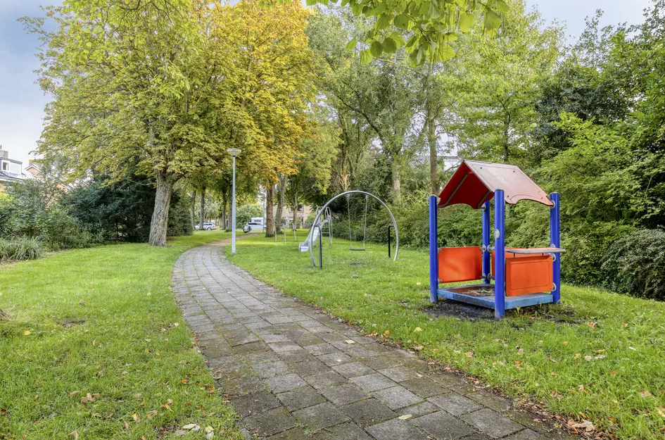 Van Bergenlaan 12