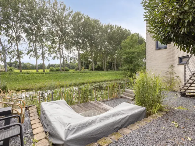 De Boog 80, HEILOO