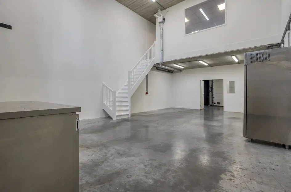 Stuwadoorstraat 37