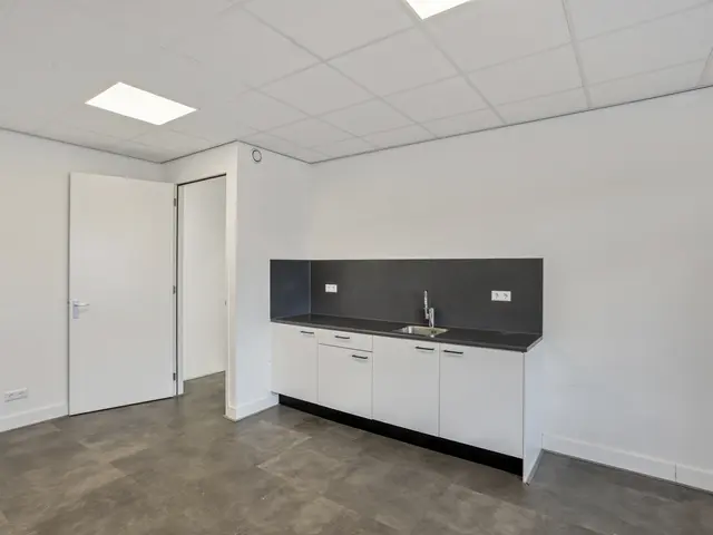 Stuwadoorstraat 37, Velsen-Noord