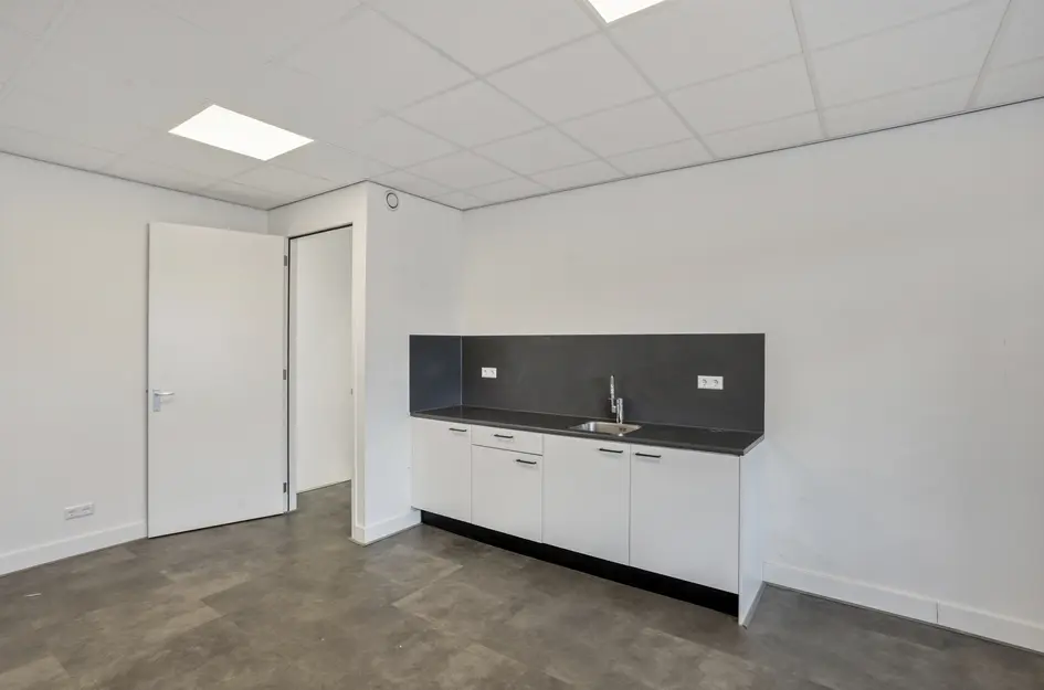 Stuwadoorstraat 37