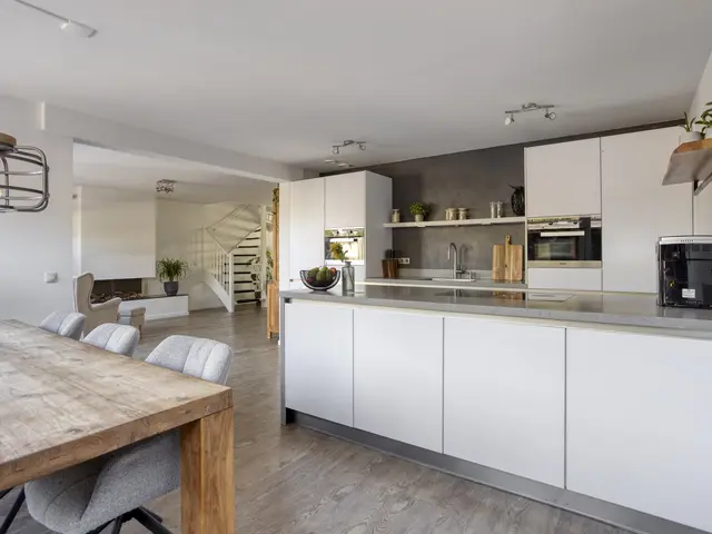 Ypesteinerlaan 87, HEILOO