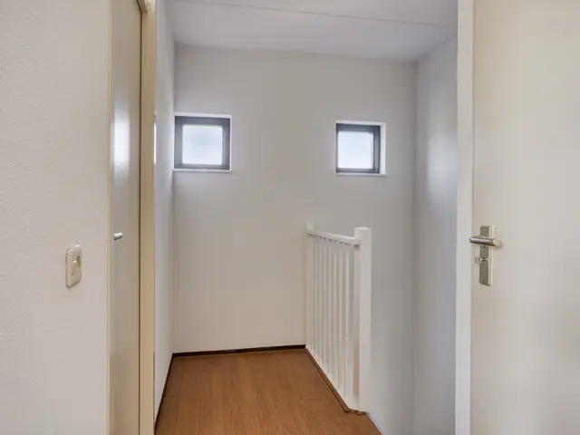 Ypesteinerlaan 87, HEILOO