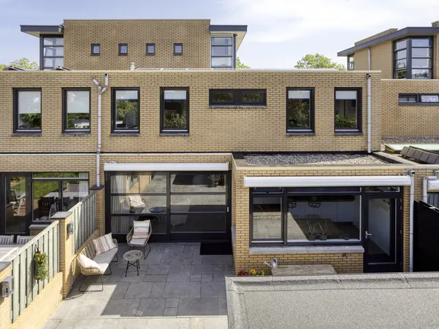 Ypesteinerlaan 87, HEILOO
