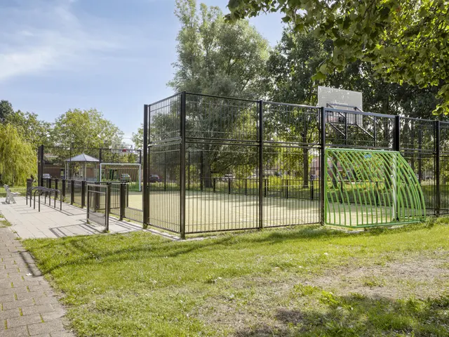 Ypesteinerlaan 87, HEILOO