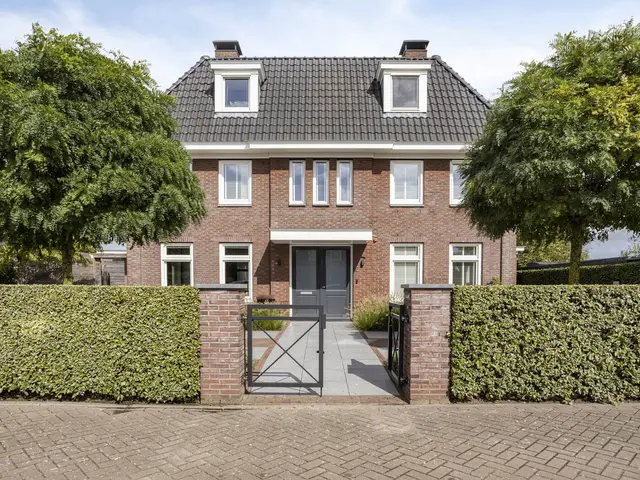 Vierhuysen 6, AKERSLOOT