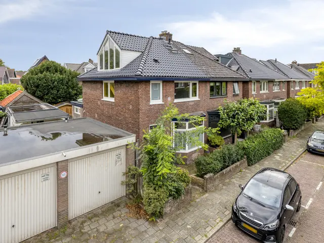 Acacialaan 1, BEVERWIJK