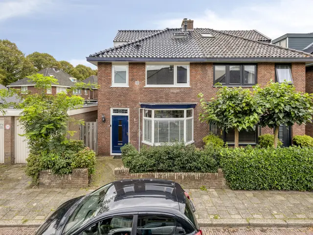 Acacialaan 1, BEVERWIJK
