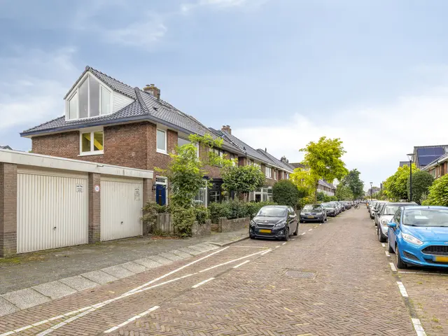 Acacialaan 1, BEVERWIJK