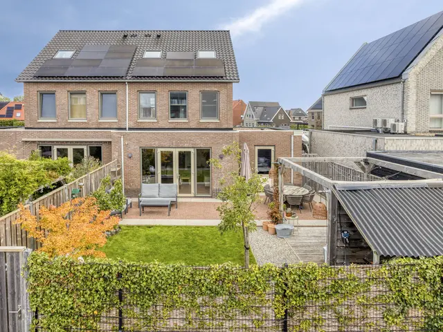 Koolmeesstraat 7, HEERHUGOWAARD