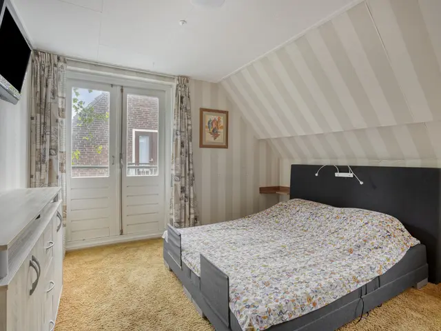 Spoorlaan 13, HEILOO