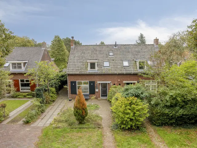 Spoorlaan 13, HEILOO