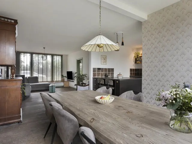 Spoorlaan 21, UITGEEST