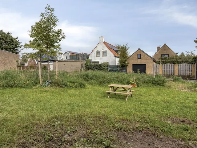 Spoorlaan 21, UITGEEST