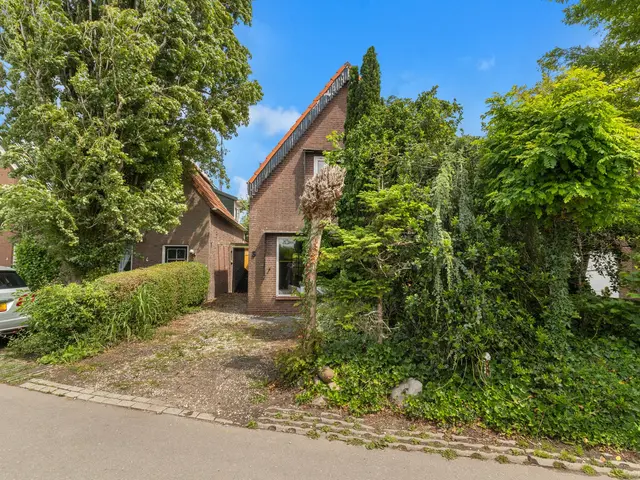 Assum 5, UITGEEST